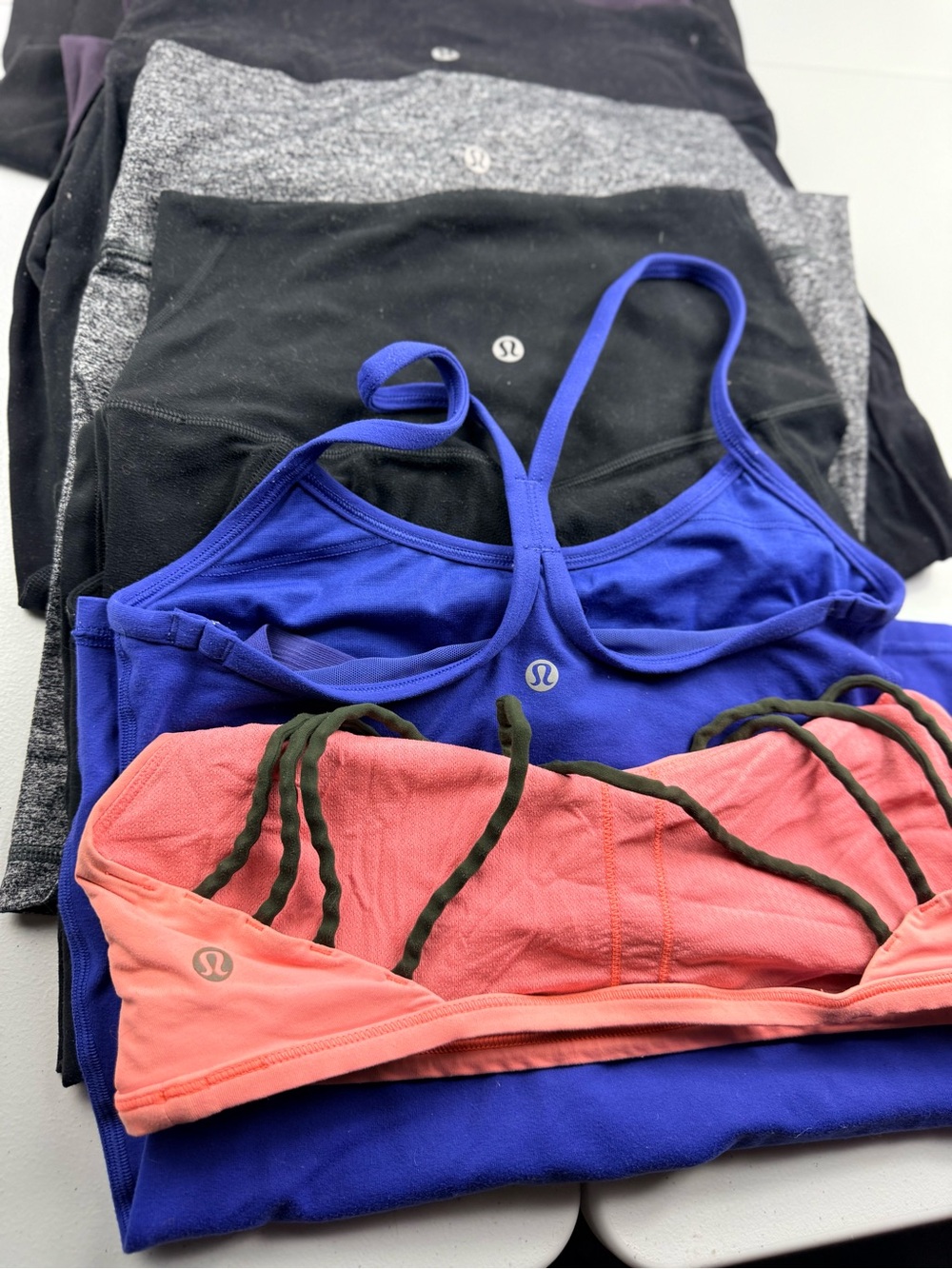 Lululemon bundle - Picture 2 of 7